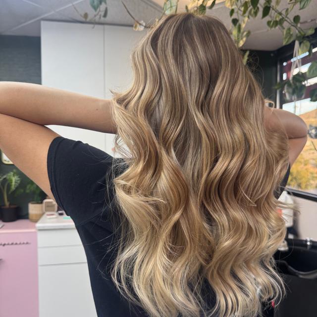 Balayage + Haircut 